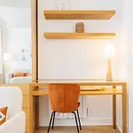 Charming Studio 2P In The Heart Of Paris