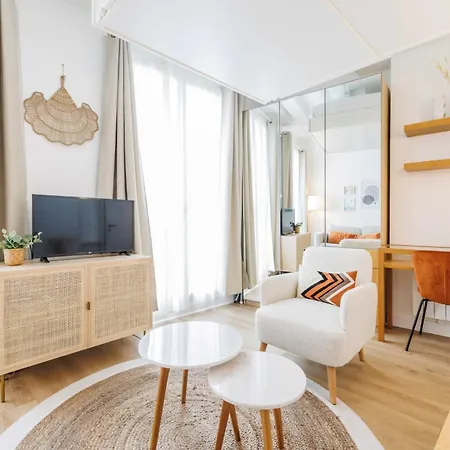 Holiday home Charming 2p In The Heart Of *